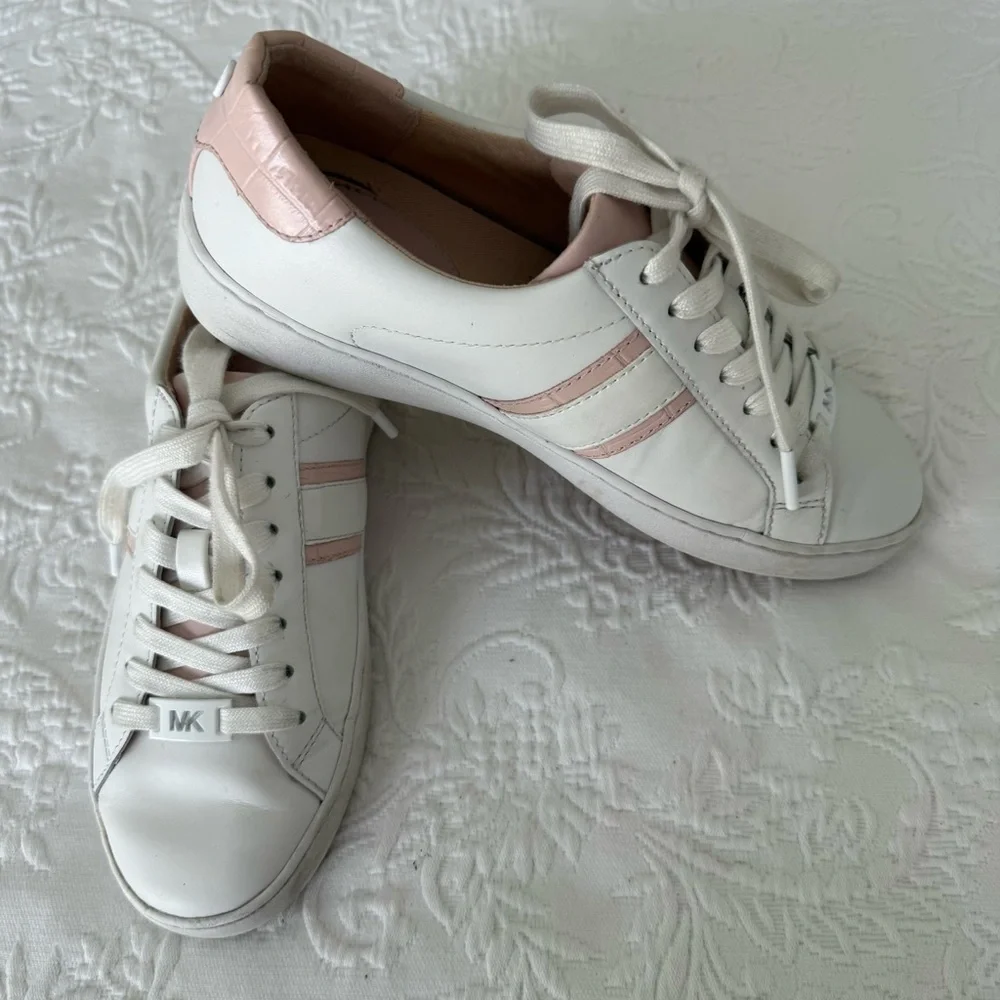 Michael Kors Irving White and Pink Leather Sneakers size 6